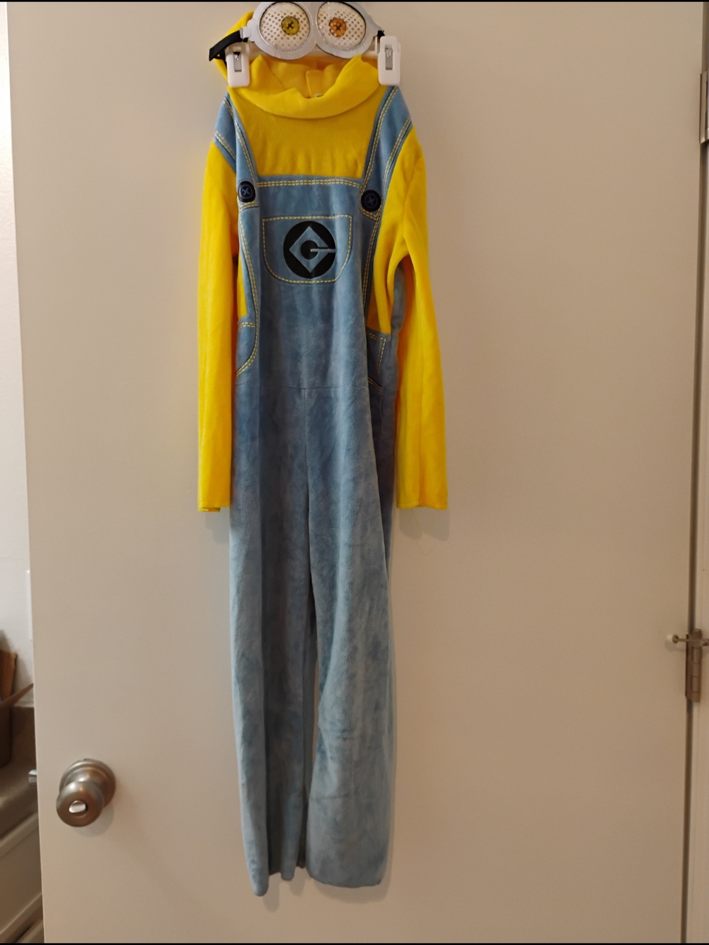 Despicable Me Minion Costume - Yellow & Light Blue Overalls